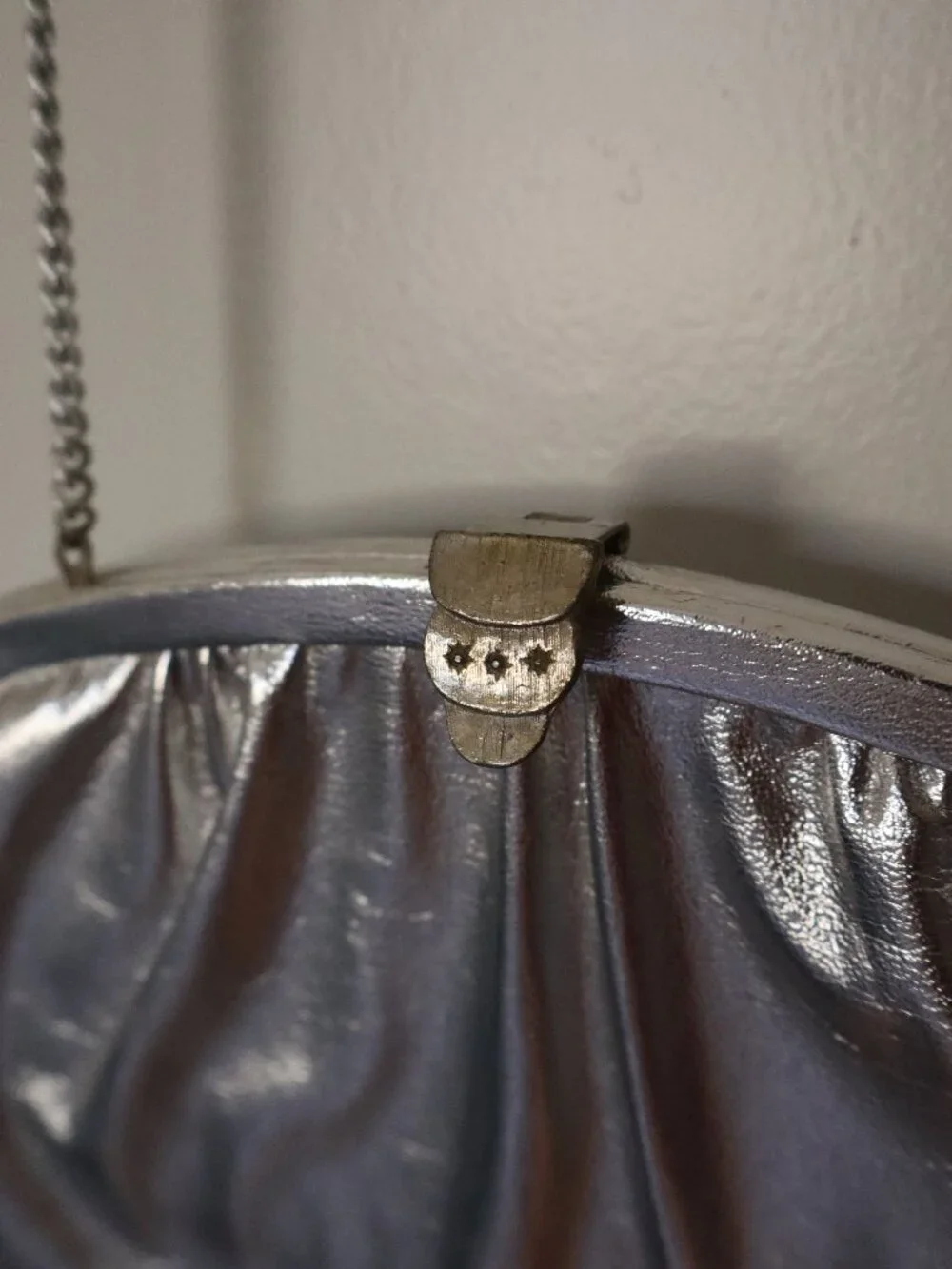 Vintage Silver Metallic Leather Chain Strap Evening Clutch Shoulder Bag